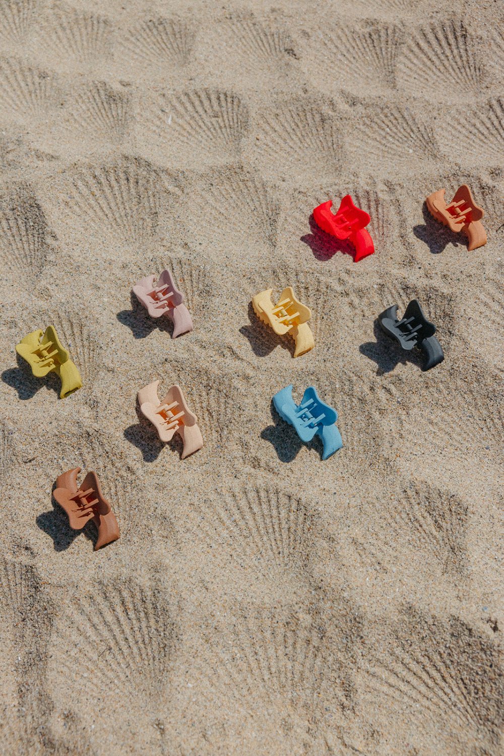 KAXI WAVY MINI HOLD EVERYTHING CLAW - Poppy & Vine