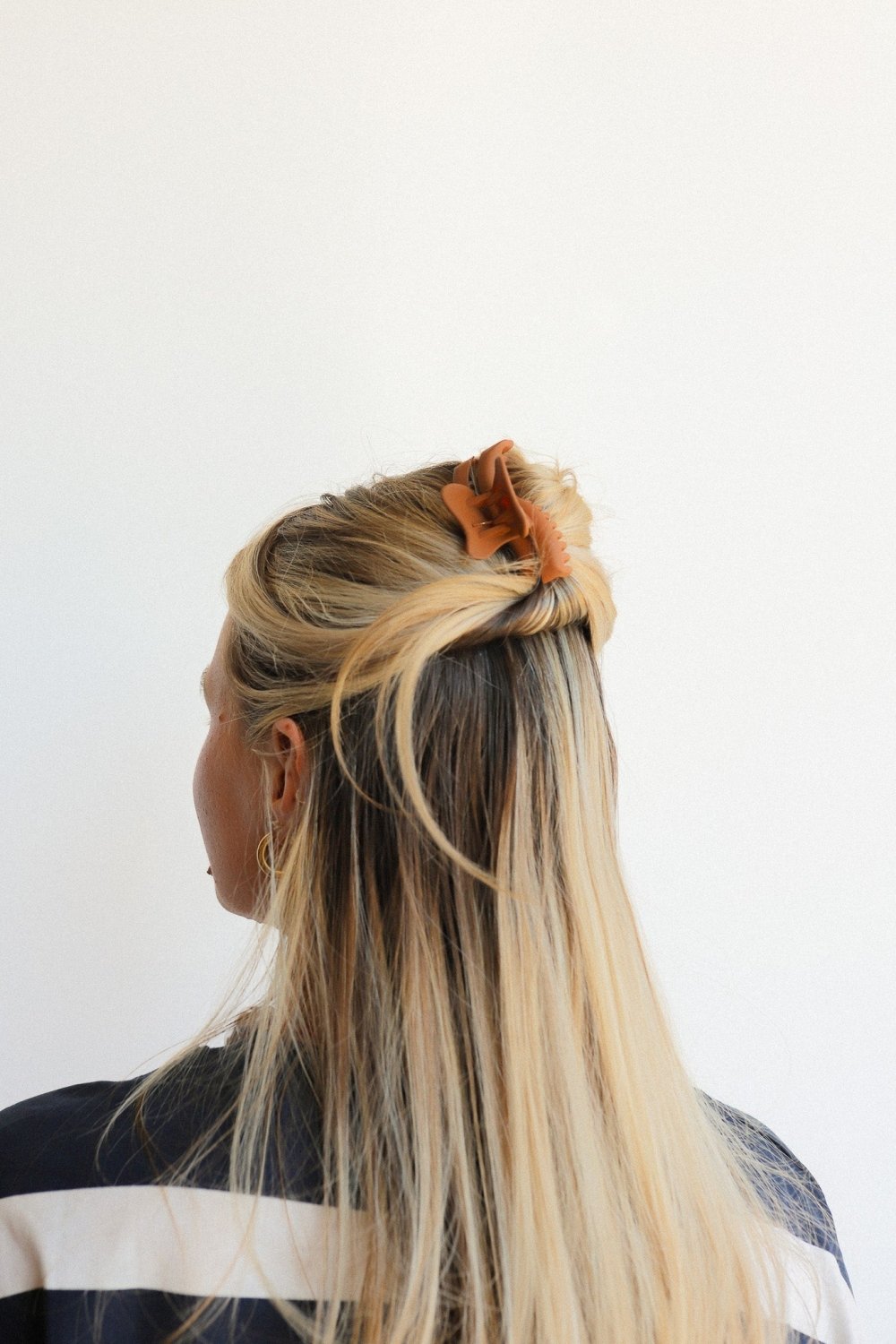 KAXI WAVY MINI HOLD EVERYTHING CLAW - Poppy & Vine