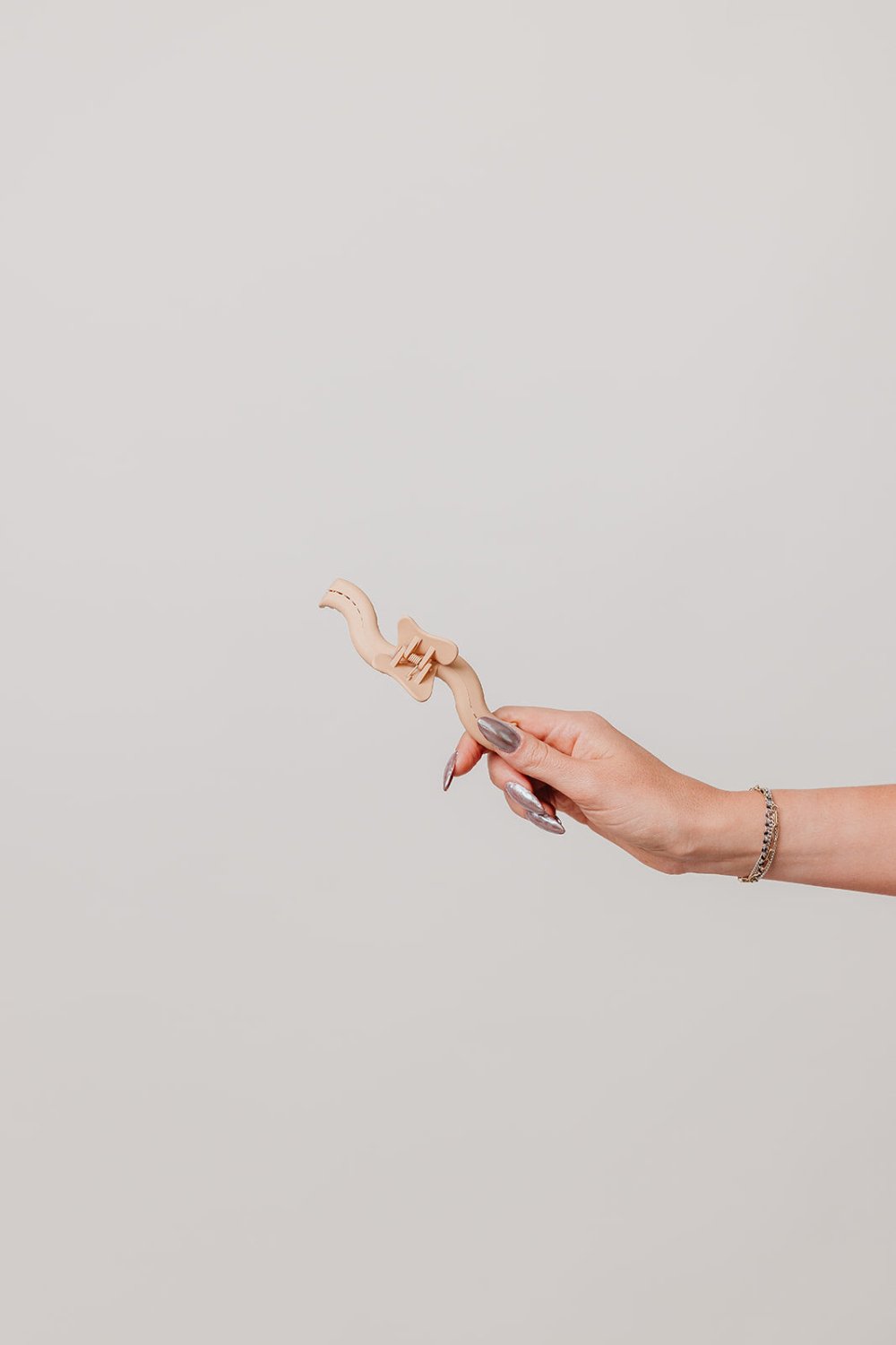 KAXI WAVY ORIGINAL HOLD EVERYTHING CLAW - Poppy & Vine