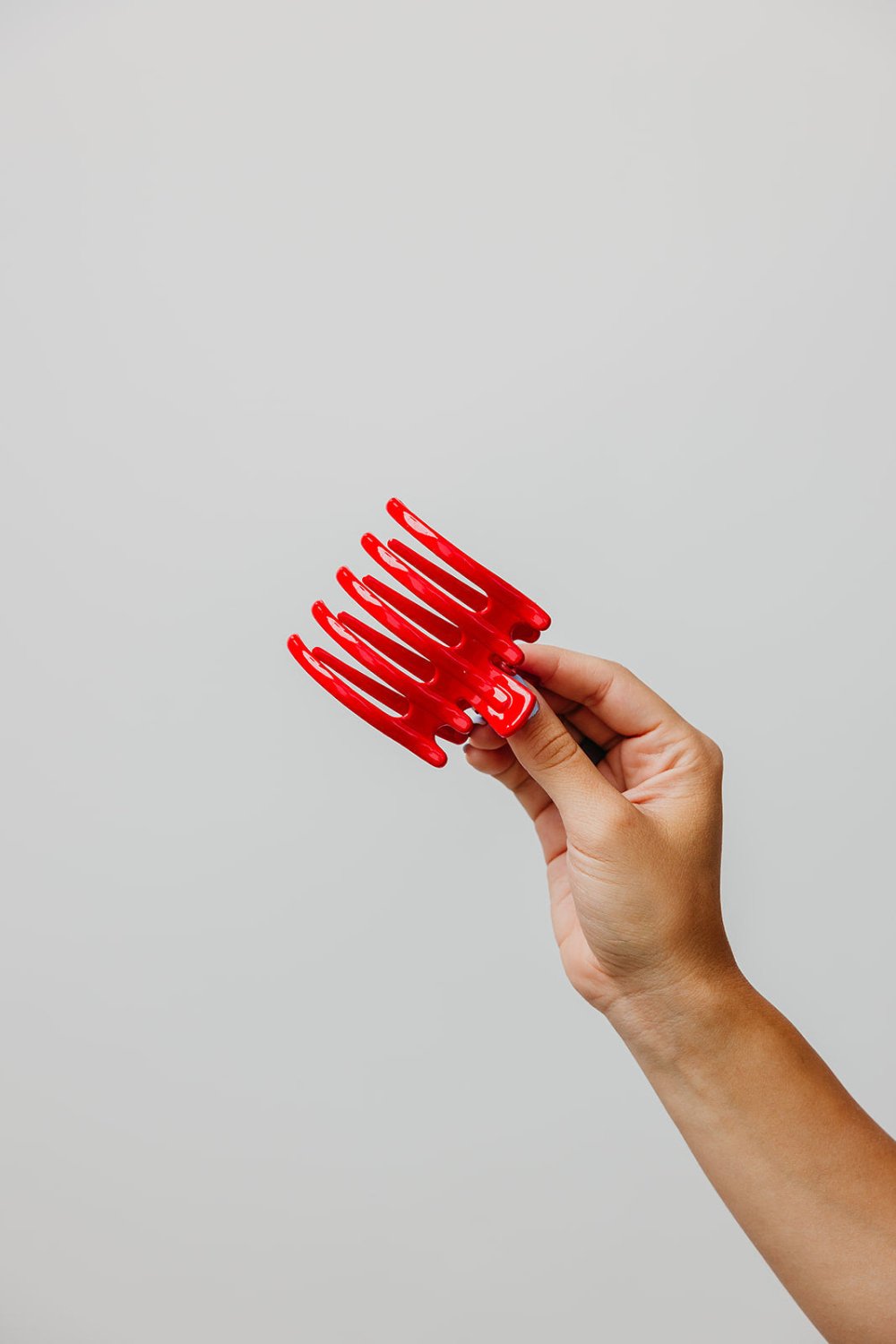 KAXI WIDE LAY DOWN CLAW - Poppy & Vine