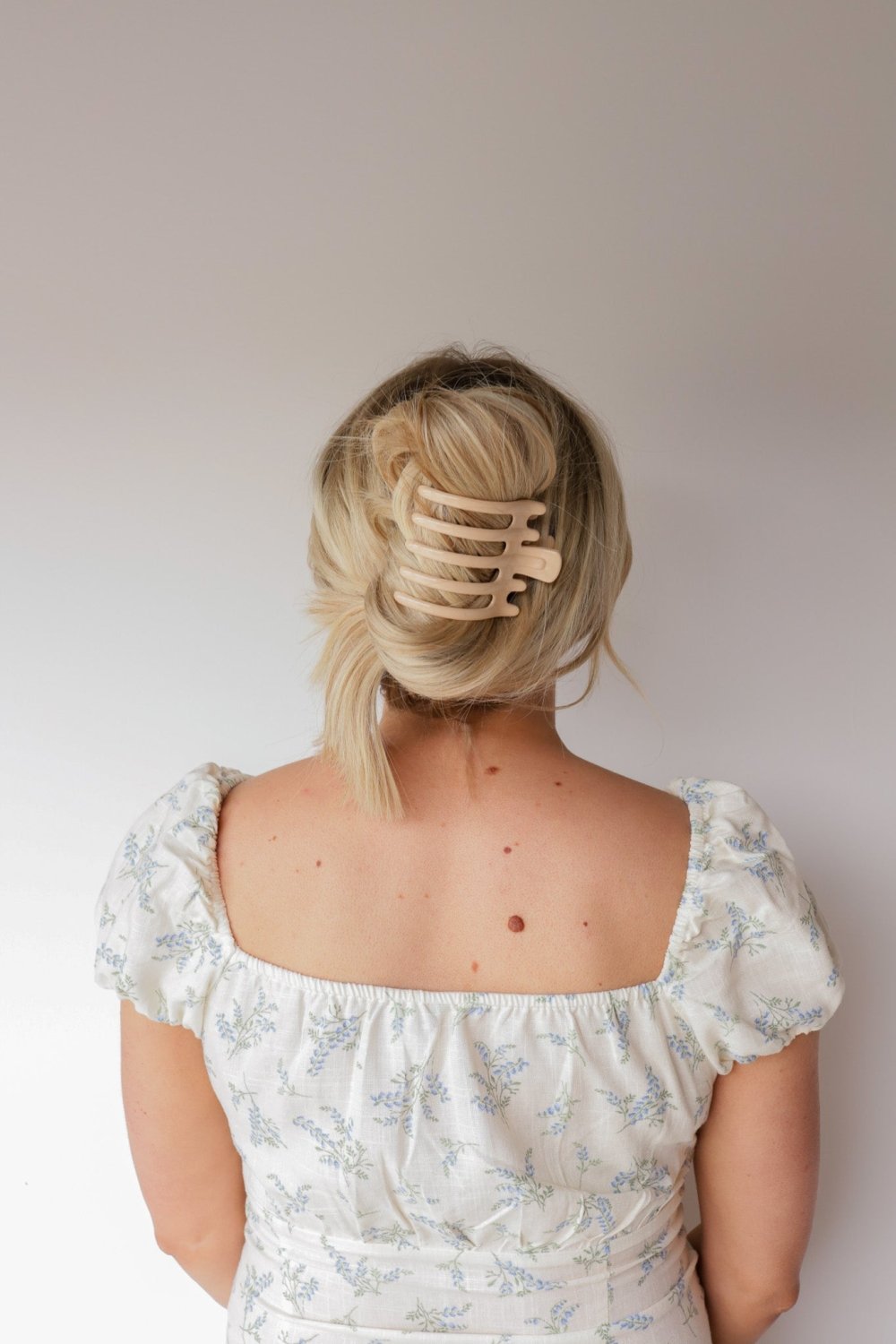 KAXI WIDE LAY DOWN CLAW - Poppy & Vine