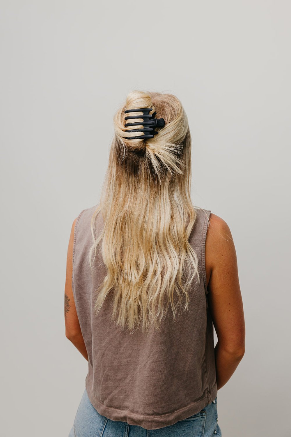 KAXI WIDE LAY DOWN CLAW - Poppy & Vine