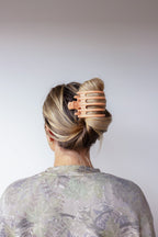 KAXI WIDE LAY DOWN CLAW - Poppy & Vine