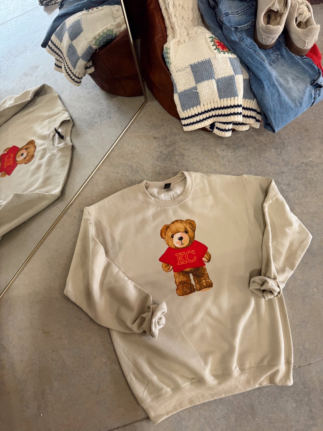 KC Teddy Crewneck - Poppy & Vine