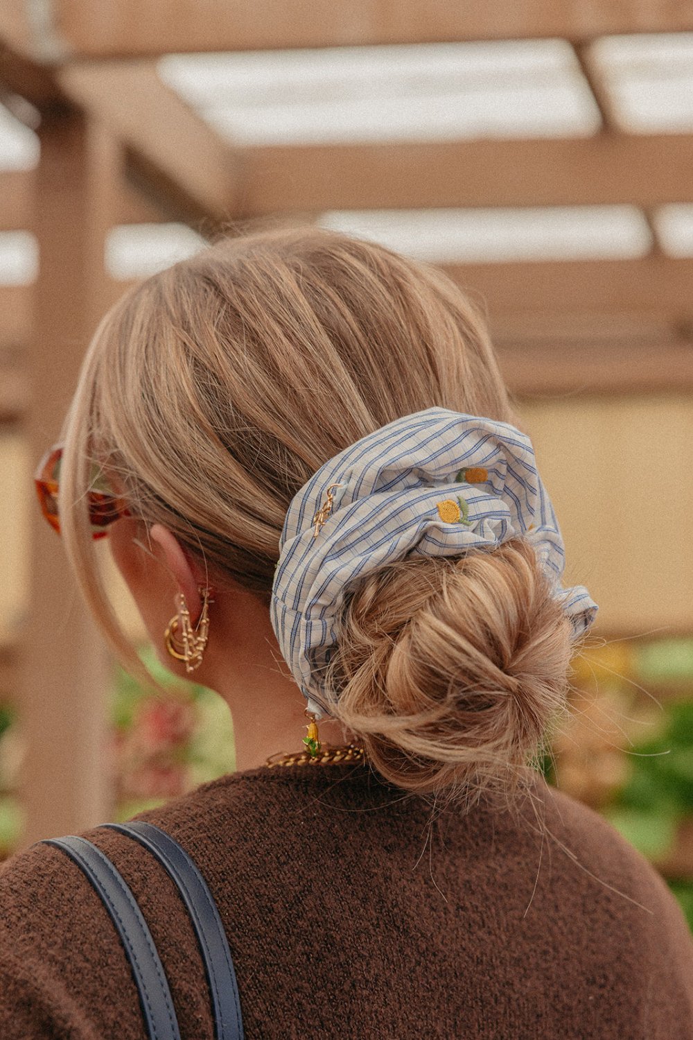 LEMON CHARM OVERSIZED SCRUNCHIE - Poppy & Vine