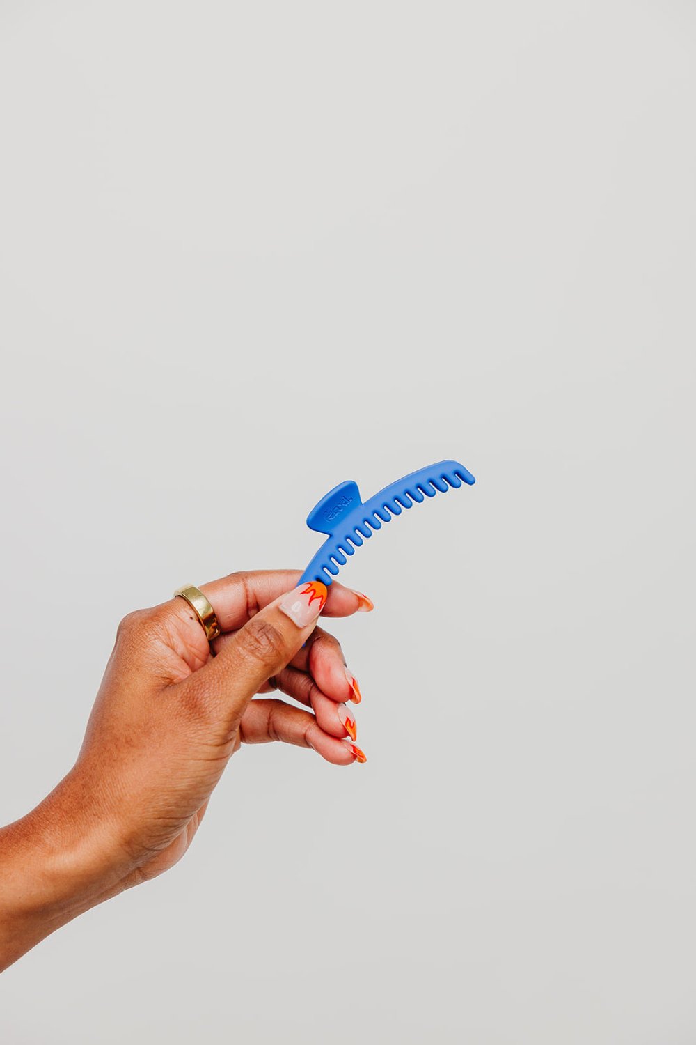 MATTE MIDI HOLD EVERYTHING CLAW - Poppy & Vine