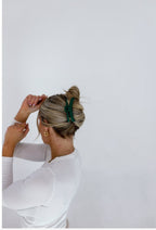 MATTE MIDI HOLD EVERYTHING CLAW - Poppy & Vine