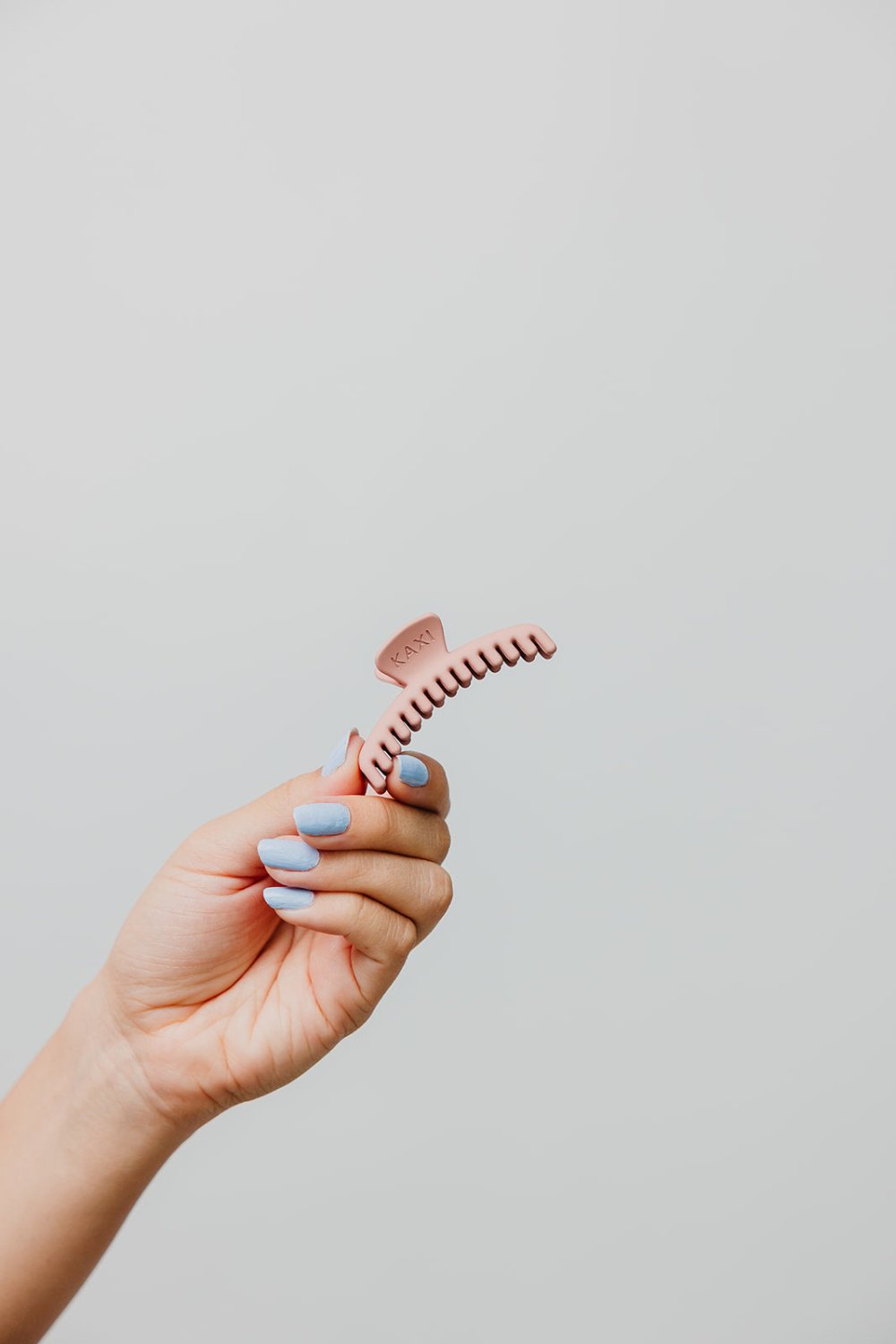 MATTE MINI HOLD EVERYTHING CLAW - Poppy & Vine