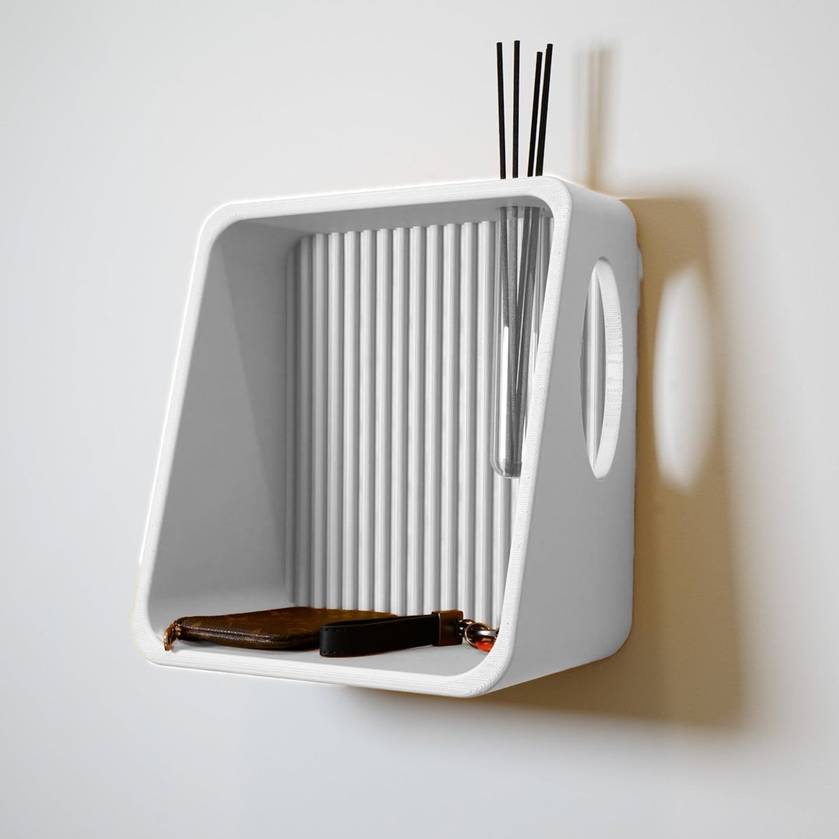 Modern Floating Wall Shelf, Propagation or Reed Diffuser - Poppy & Vine
