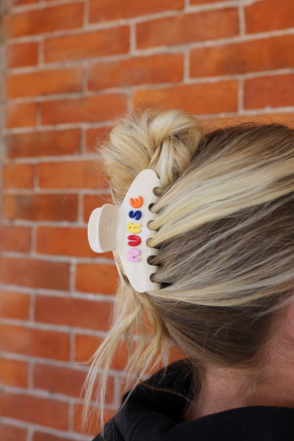 NURSE 3D ACETATE CLAW - Poppy & Vine