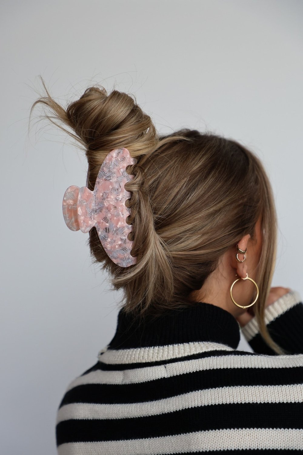 OVERSIZED ACETATE CLAW (6 COLORS) - Poppy & Vine