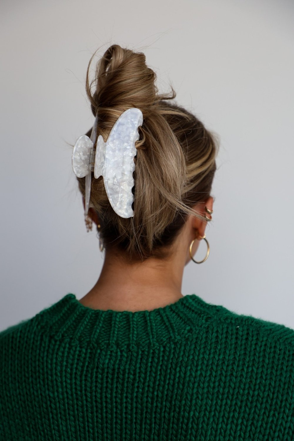 OVERSIZED ACETATE CLAW (6 COLORS) - Poppy & Vine