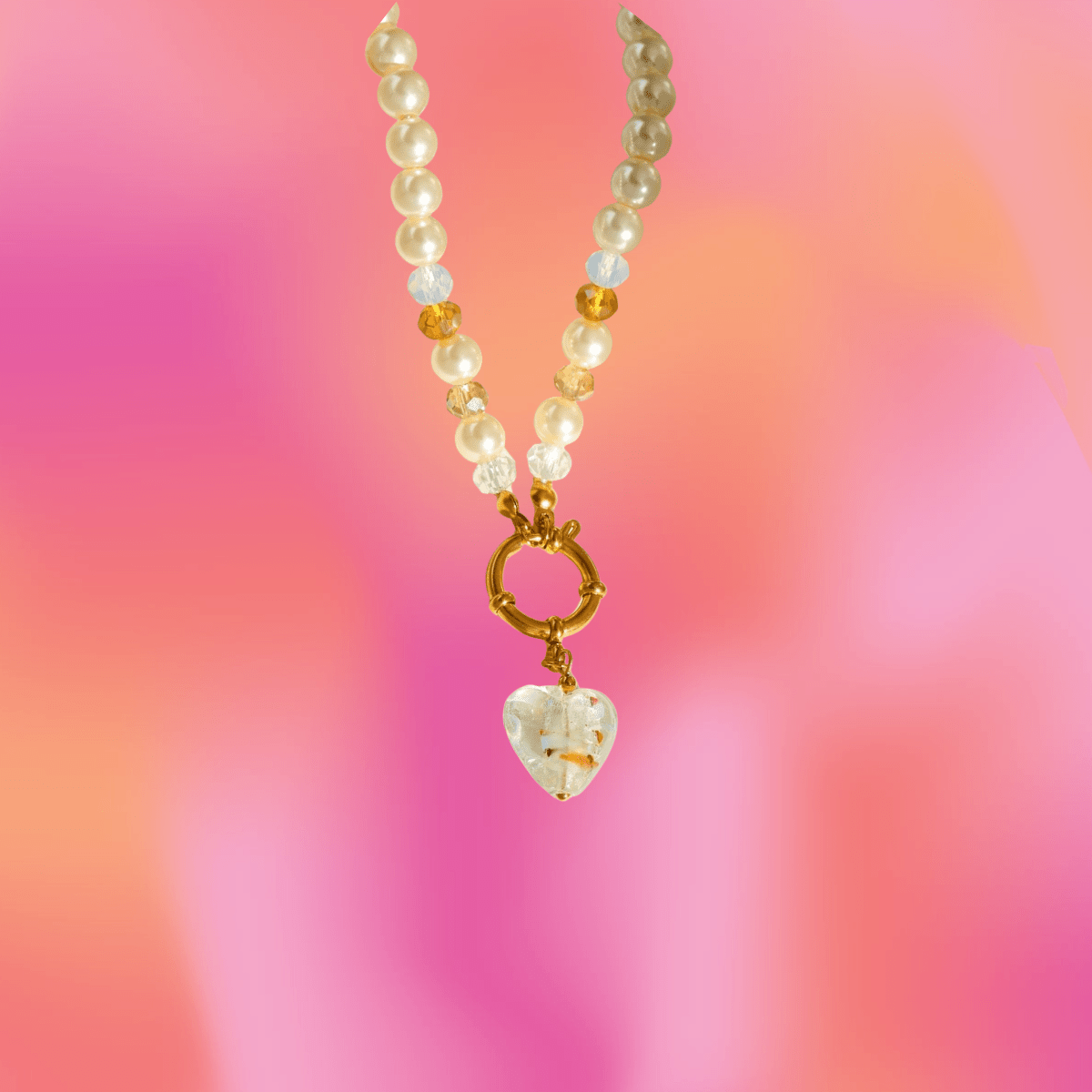 Pearly Heart Glass Bead Necklace - Poppy & Vine