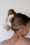 PINKY PETAL ARCH CLAW - Poppy & Vine