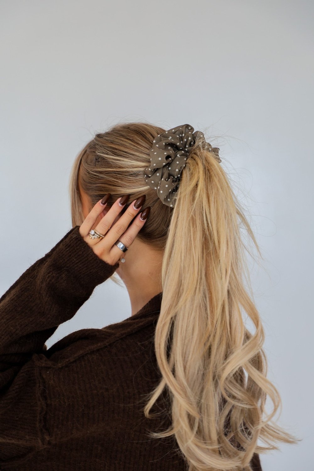 POLKA DOT OVERSIZED SCRUNCHIE - Poppy & Vine