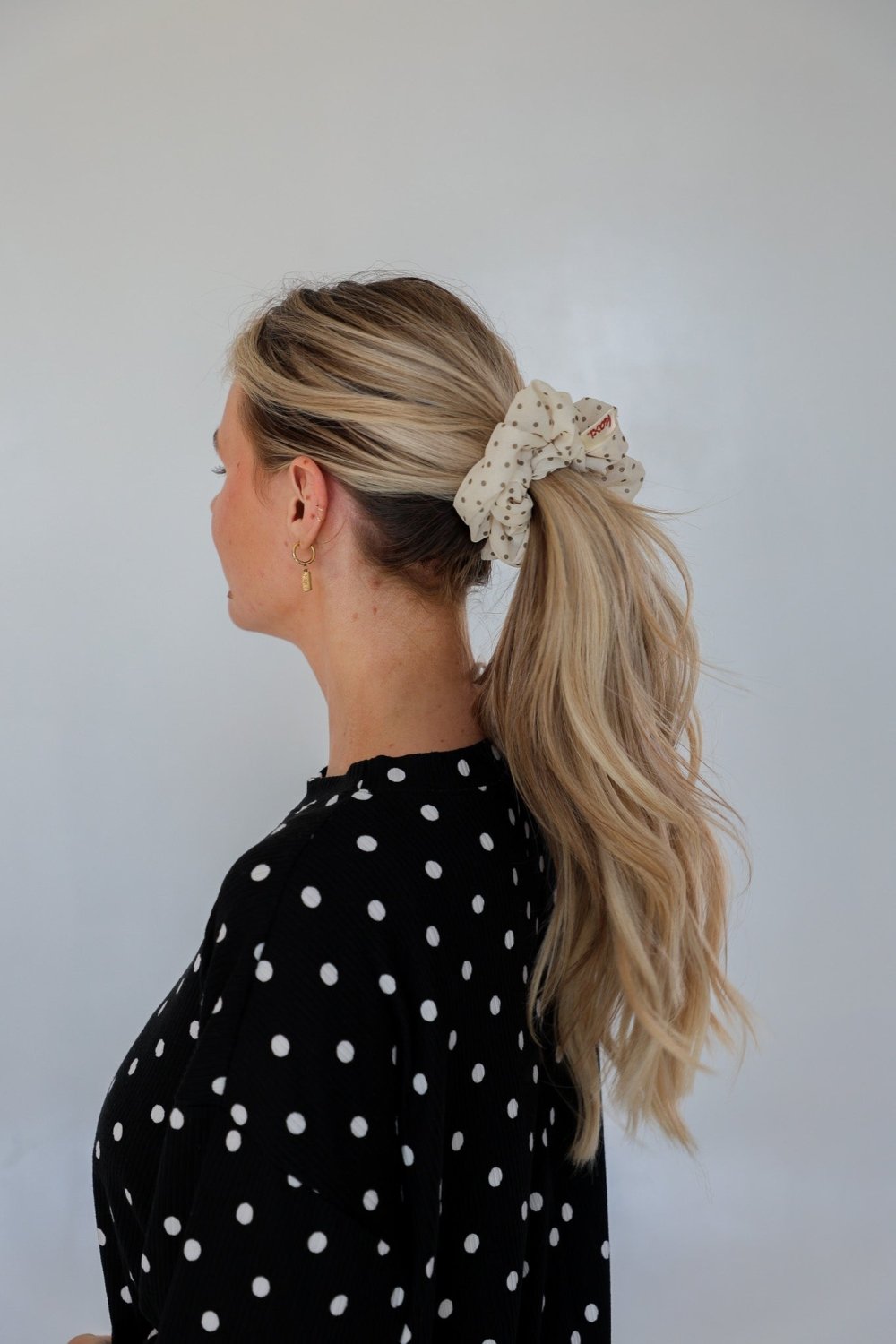 POLKA DOT OVERSIZED SCRUNCHIE - Poppy & Vine