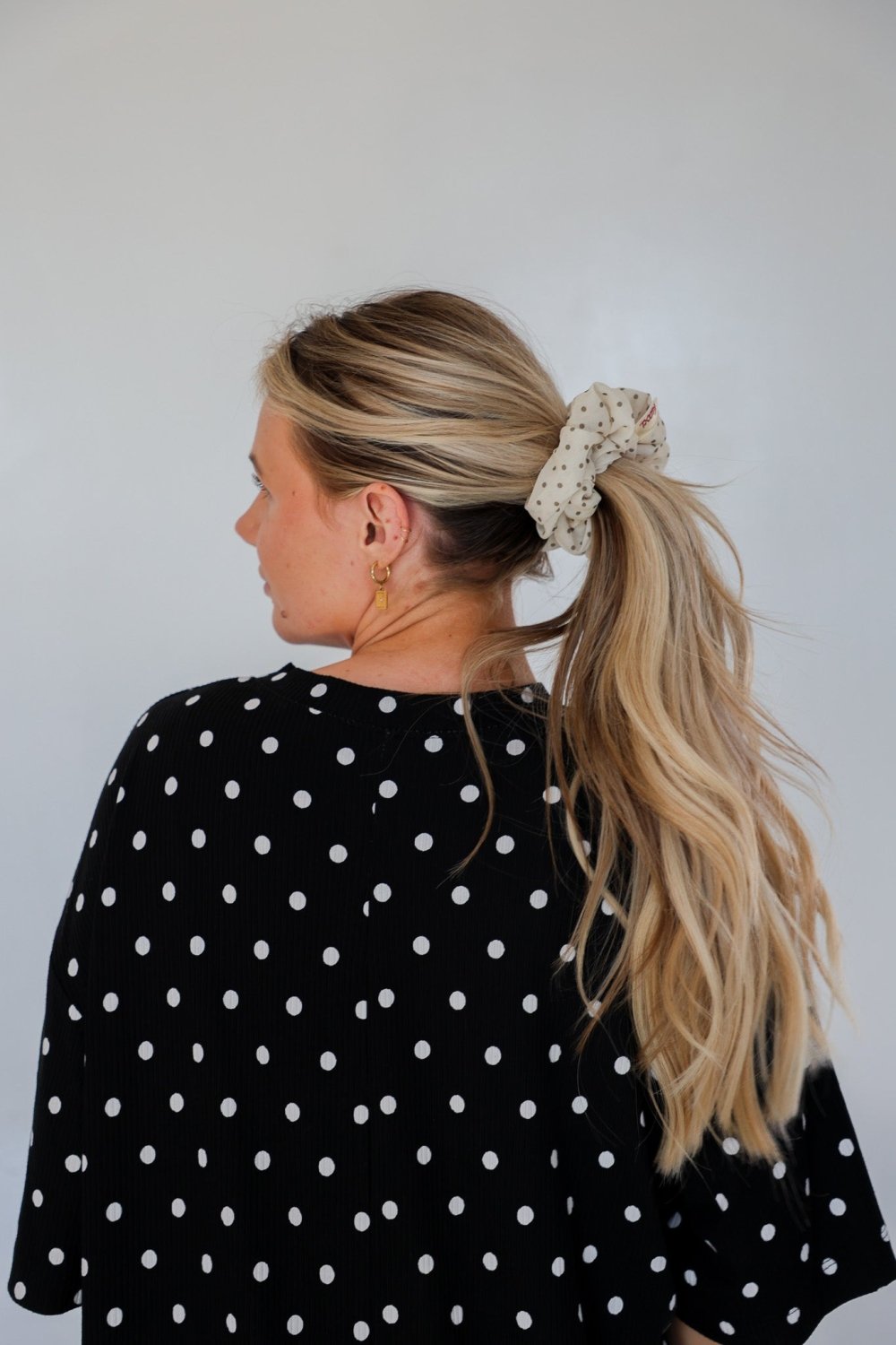 POLKA DOT OVERSIZED SCRUNCHIE - Poppy & Vine