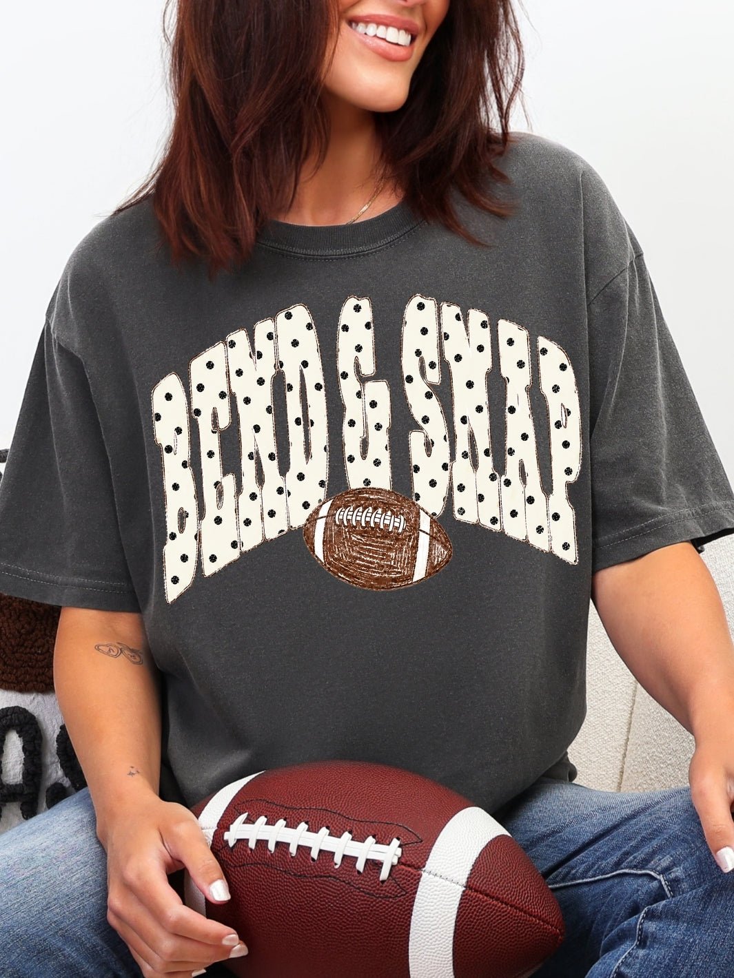 Retro Polka Dots Bend & Snap Comfort Colors Graphic Tee - Poppy & Vine