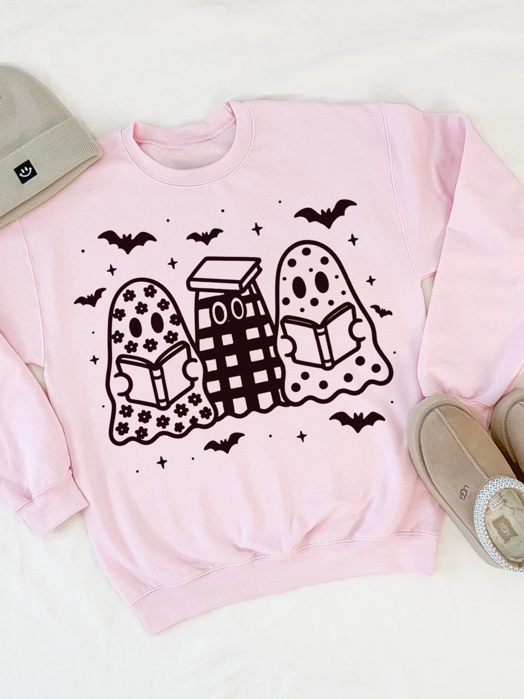 Retro Spooky Reading Graphic Crewneck Sweatshirt - Poppy & Vine