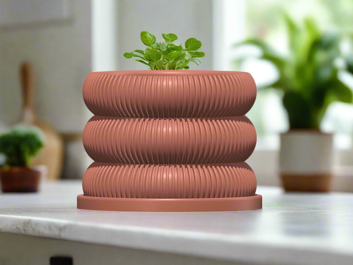 Ribbed Bubble Plant Pot With Drainage and Saucer - Poppy & Vine
