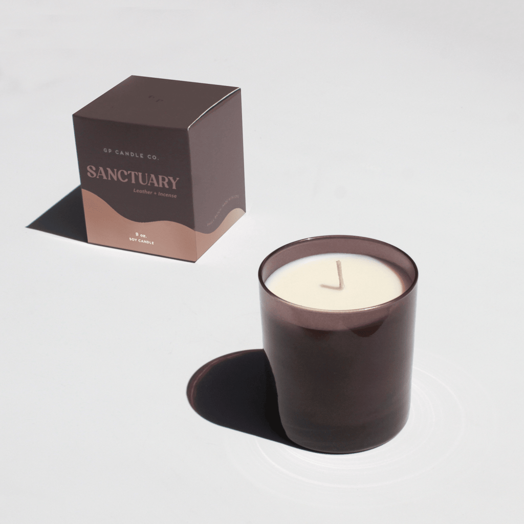 Sanctuary 9 oz. Hue Candle (Leather + Incense) - Poppy & Vine