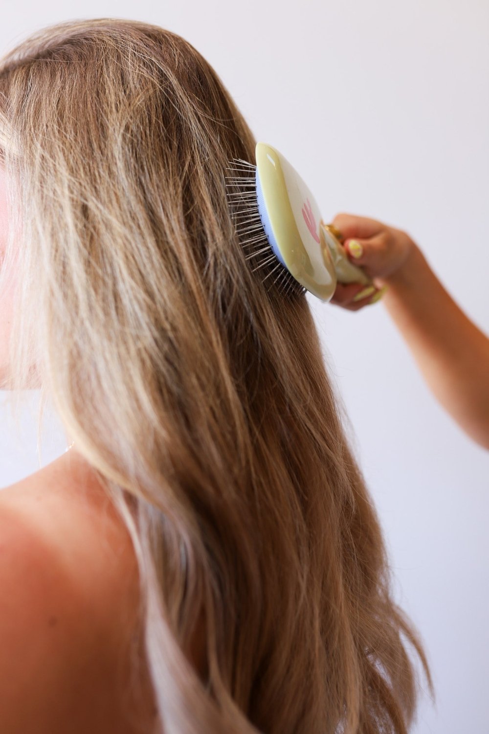 SCALP TO ENDS BRUSH - Poppy & Vine