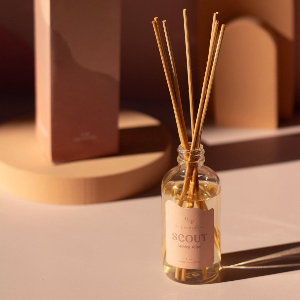 Scout 4 oz. Hue Reed Diffuser (White Pine) - Poppy & Vine