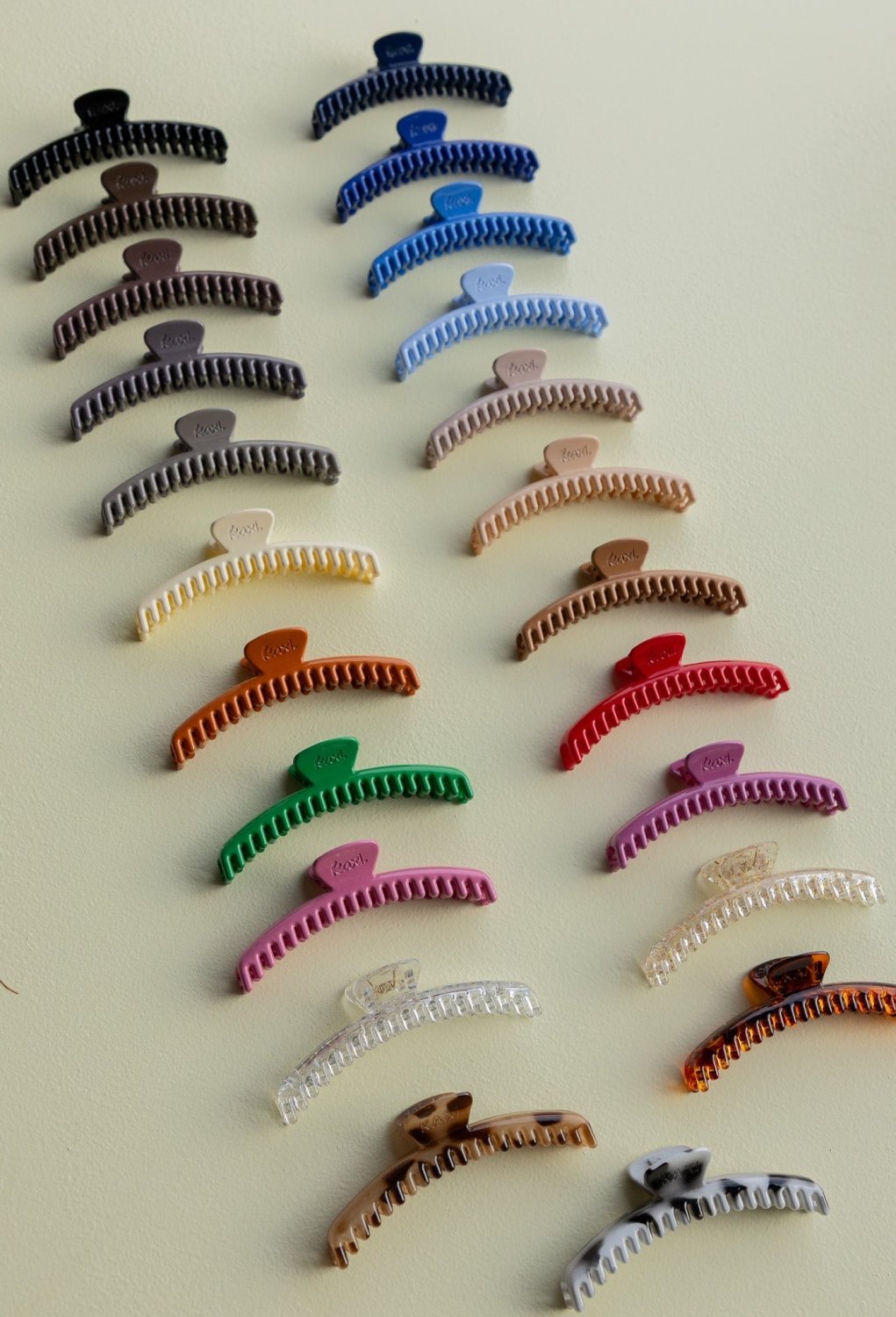 SHINY MIDI HOLD EVERYTHING CLAW - Poppy & Vine