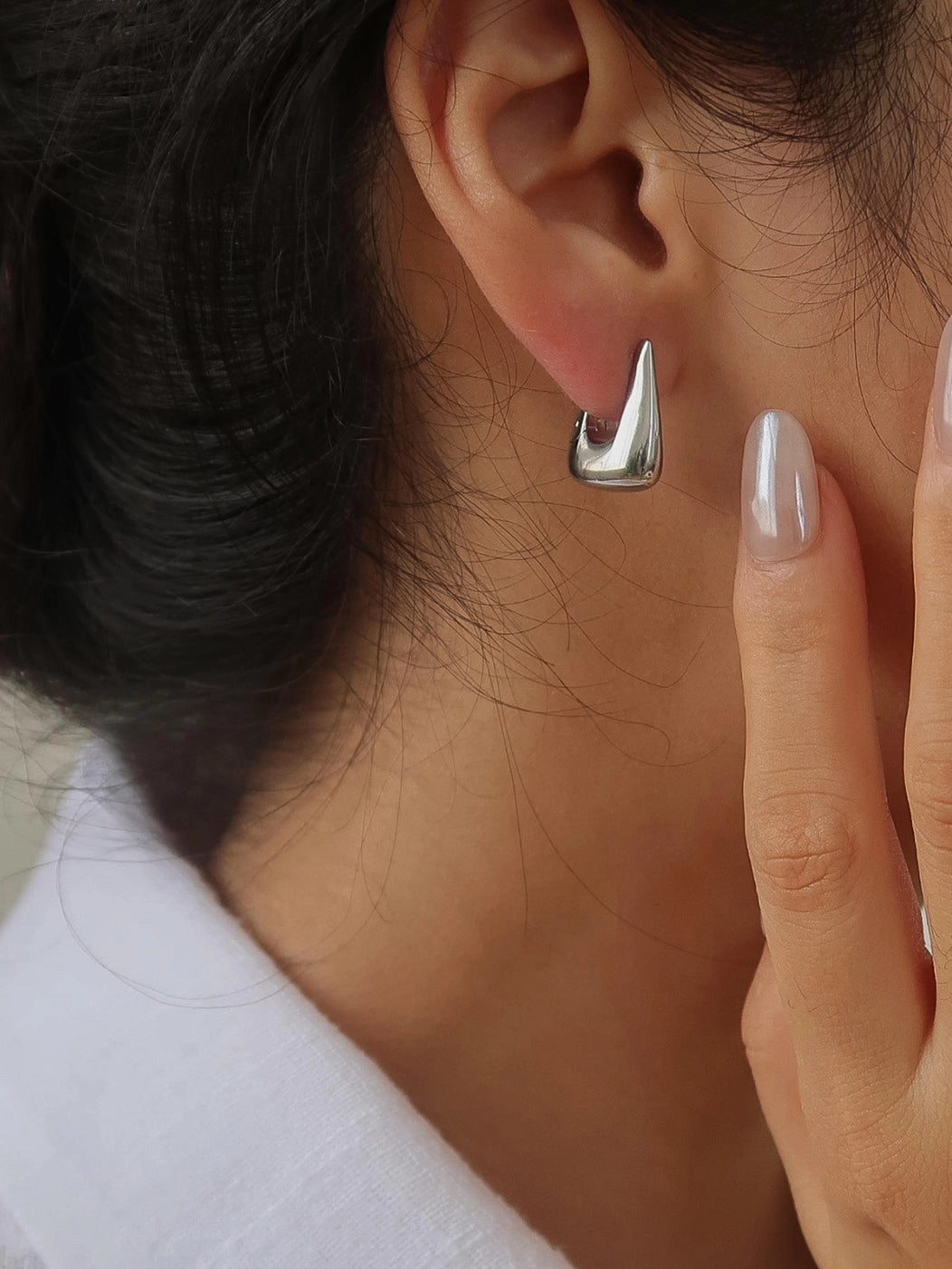 Cadance Geometric Hoop Earrings | 18K Gold Non-Tarnish