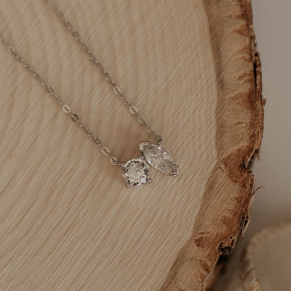 Sloane Two Stone Diamond Necklace - Poppy & Vine