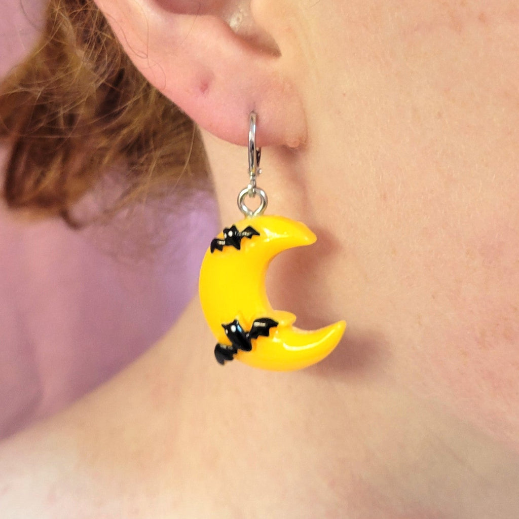 Spooky Moon Charm Earring - Poppy & Vine