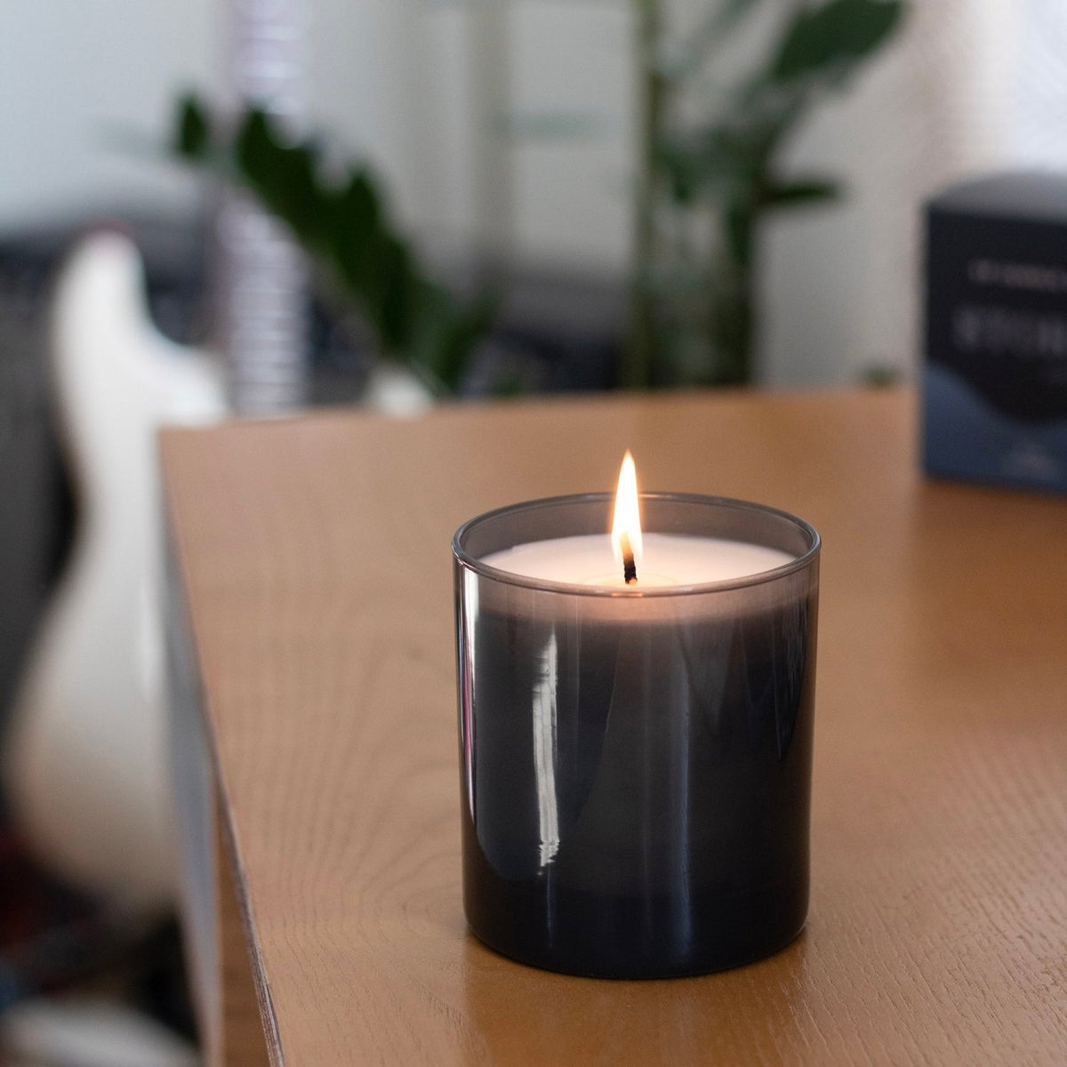 Storm 9 oz. Hue Candle (Evening Air) - Poppy & Vine