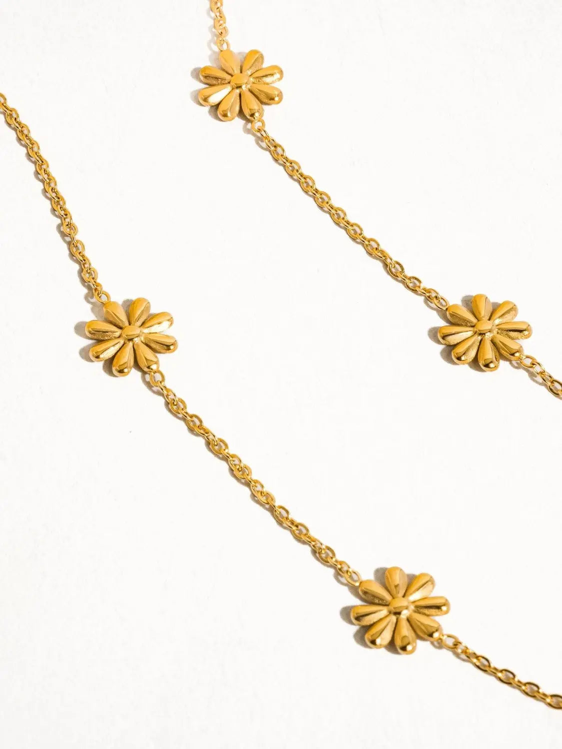 Sundown Festival Daisy Chain Necklace - Poppy & Vine