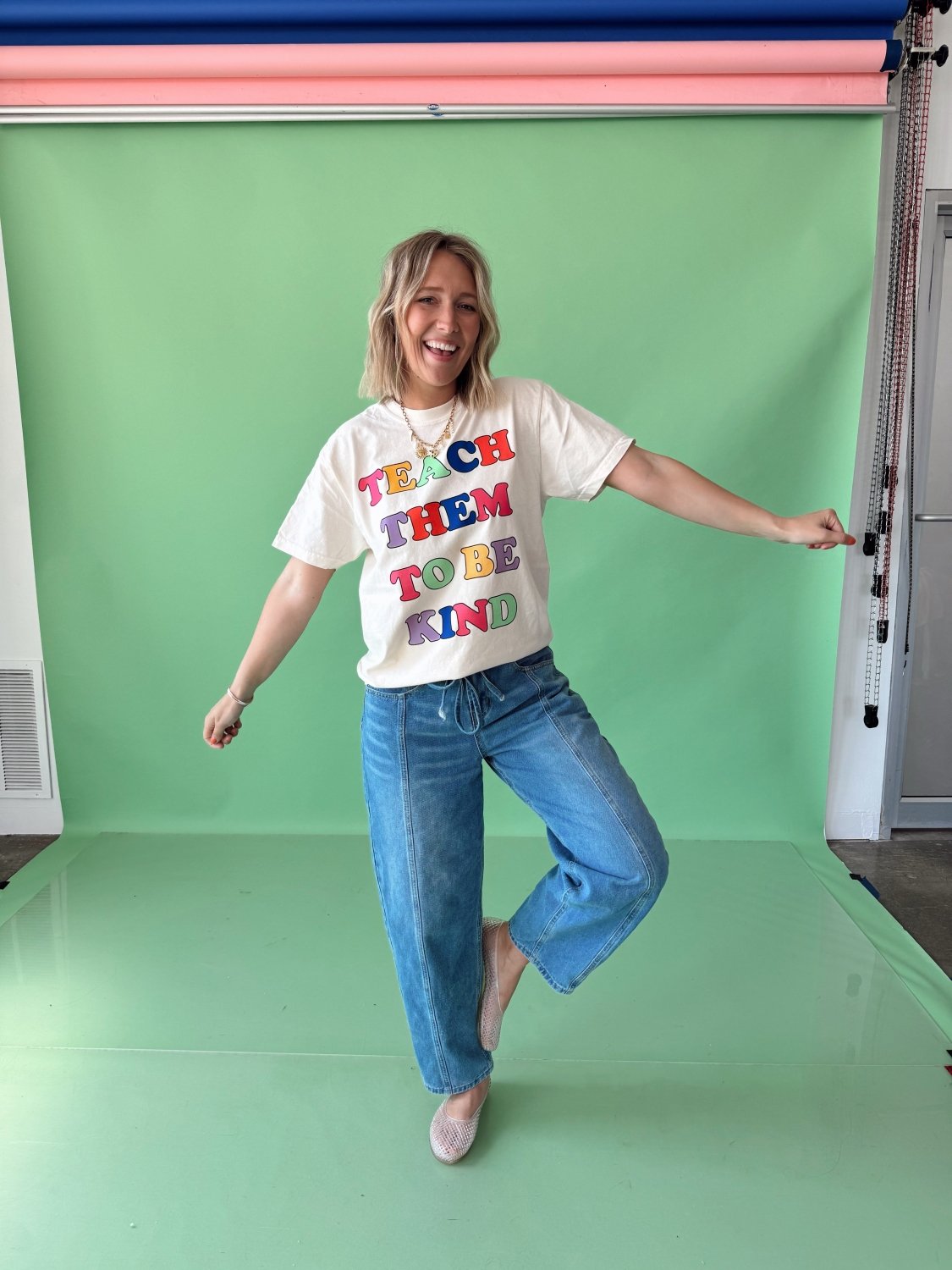 Teach Them to be Kind Color Block Tee - Poppy & Vine