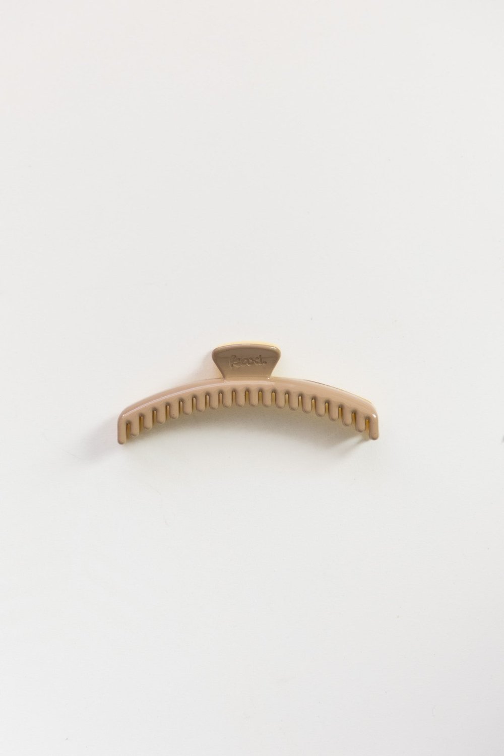 TWO-TONED SHINY MIDI HOLD EVERYTHING CLAW - Poppy & Vine