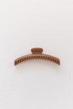 TWO-TONED SHINY MIDI HOLD EVERYTHING CLAW - Poppy & Vine