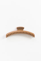 TWO-TONED SHINY MIDI HOLD EVERYTHING CLAW - Poppy & Vine