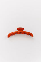 TWO-TONED SHINY MIDI HOLD EVERYTHING CLAW - Poppy & Vine