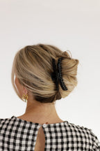 TWO-TONED SHINY MIDI HOLD EVERYTHING CLAW - Poppy & Vine