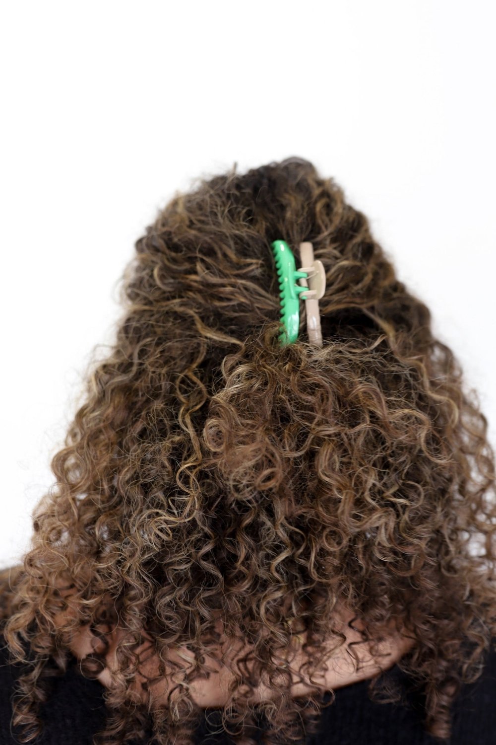 TWO TONED SHINY MINI HOLD EVERYTHING CLAW - Poppy & Vine