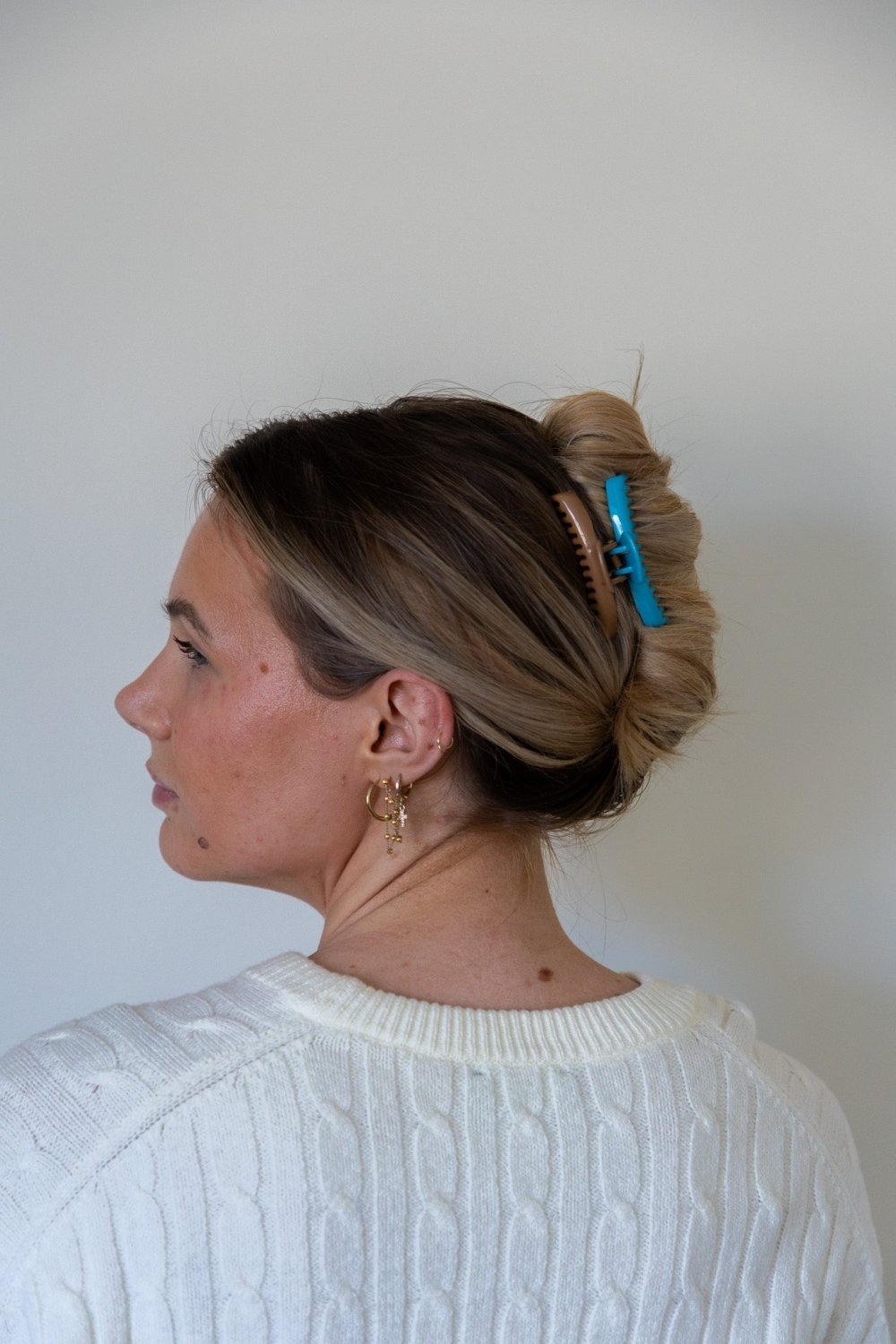 TWO TONED SHINY MINI HOLD EVERYTHING CLAW - Poppy & Vine