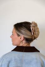 TWO TONED SHINY MINI HOLD EVERYTHING CLAW - Poppy & Vine