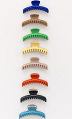 TWO TONED SHINY MINI HOLD EVERYTHING CLAW - Poppy & Vine