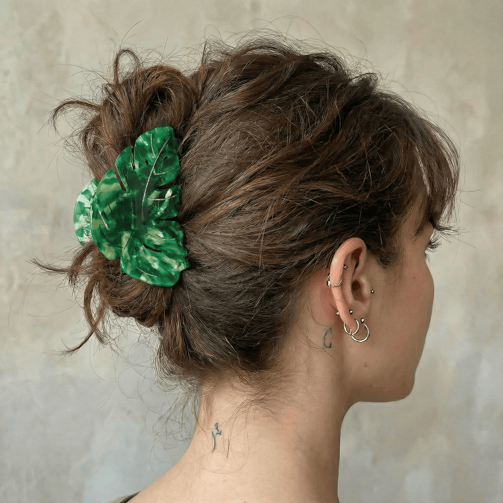 Velvet Claws Monstera Leaf Hair Claw - Poppy & Vine