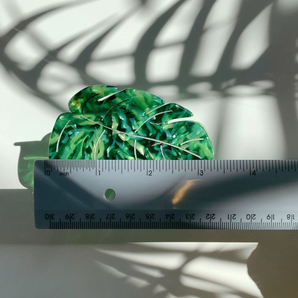 Velvet Claws Monstera Leaf Hair Claw - Poppy & Vine