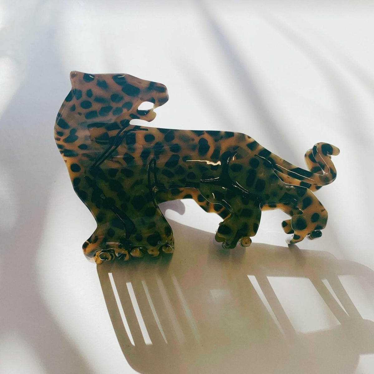 Velvet Claws Shaped Cheetah Hair Claw - Poppy & Vine