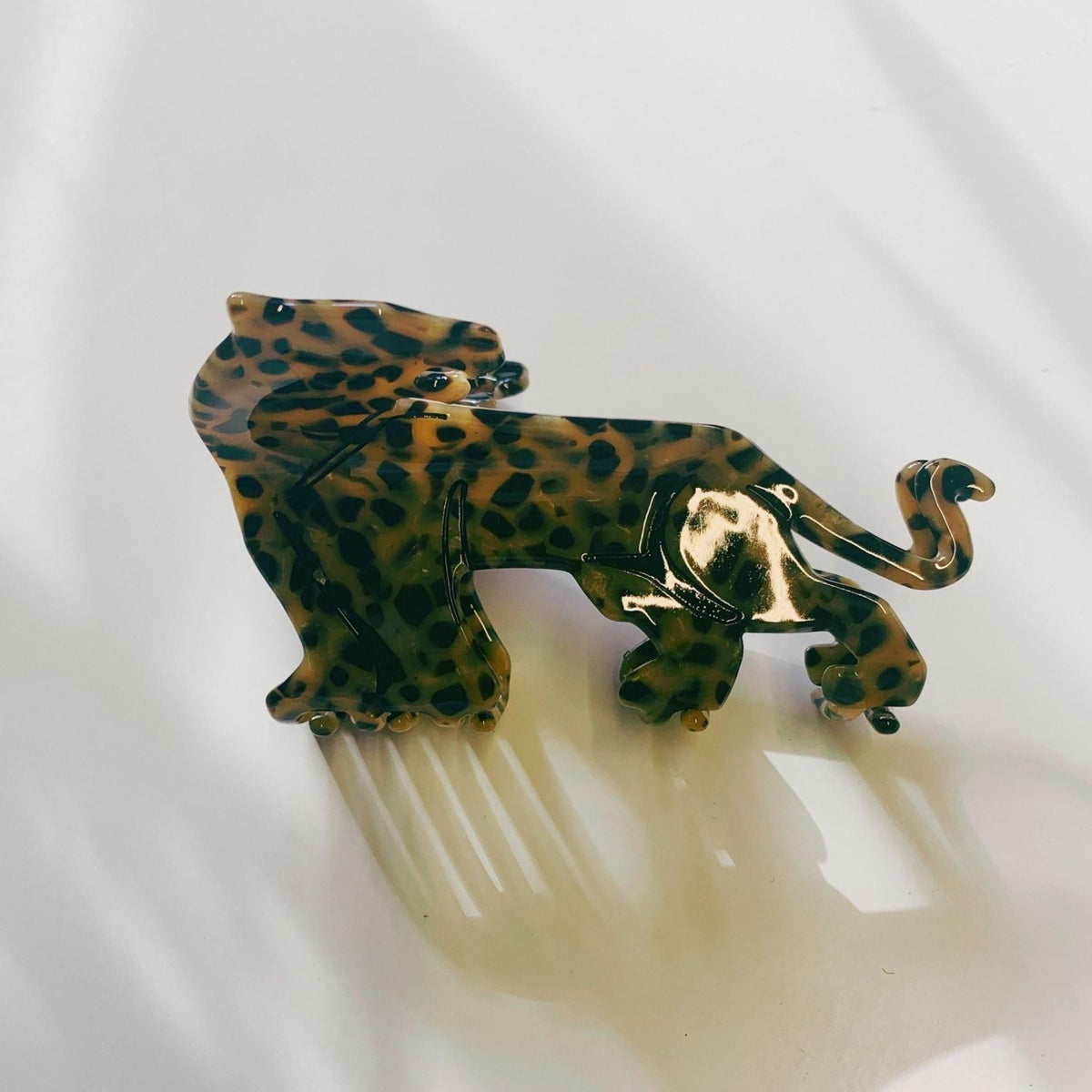 Velvet Claws Shaped Cheetah Hair Claw - Poppy & Vine