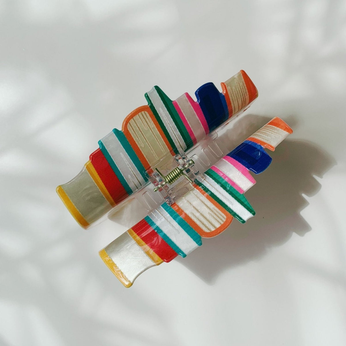 Velvet Claws Stack of Books Hair Clip - Poppy & Vine