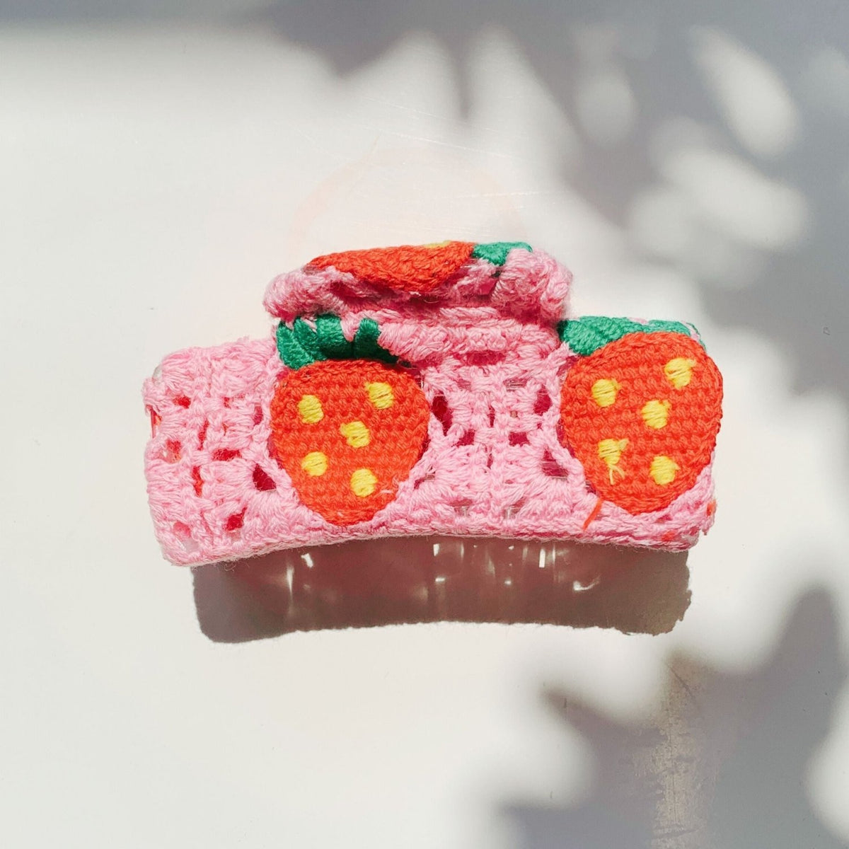 Velvet Claws Strawberry Granny Square Hair Claw - Poppy & Vine