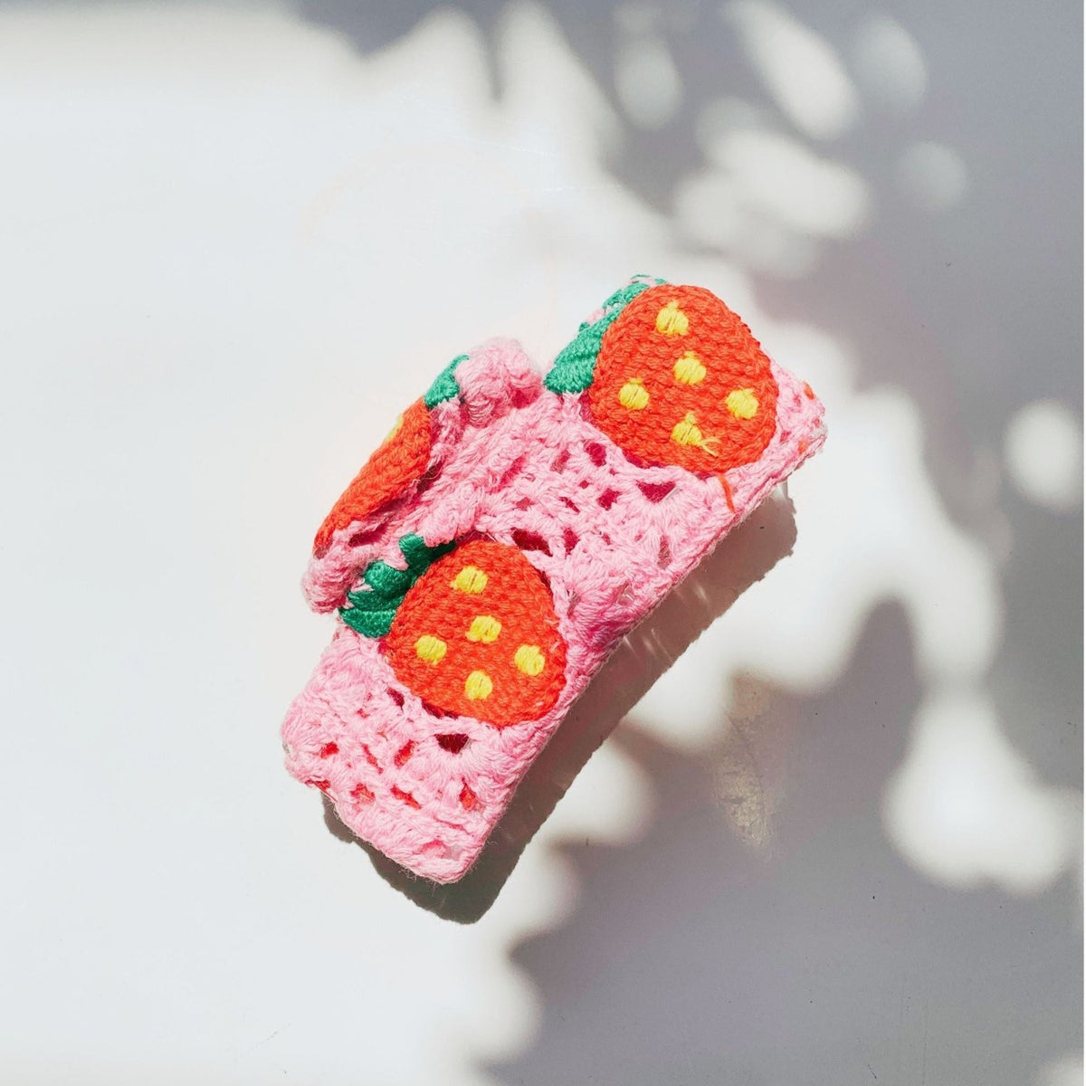 Velvet Claws Strawberry Granny Square Hair Claw - Poppy & Vine
